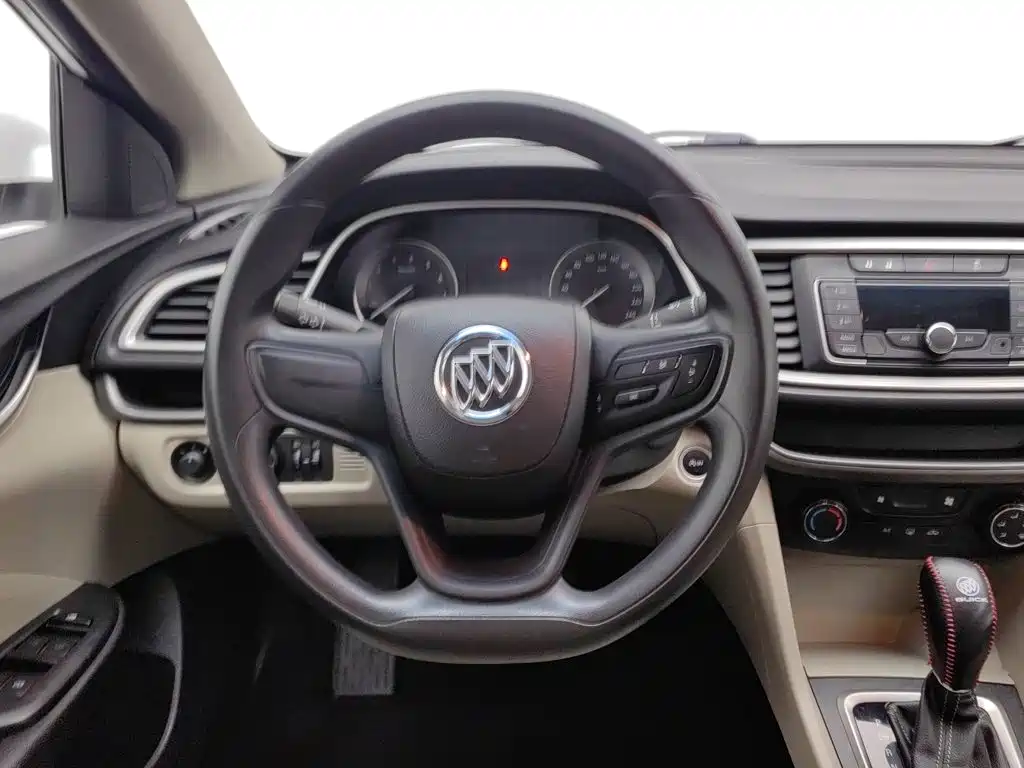 Buick Excelle — миниатюра 11