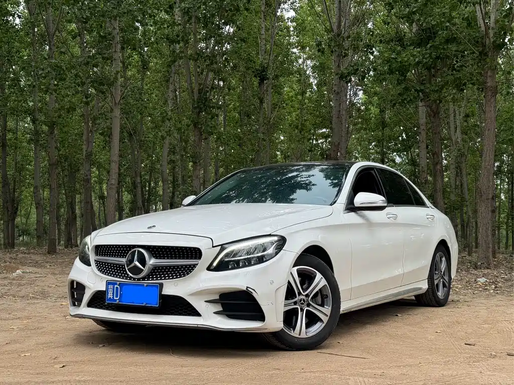 Mercedes-Benz C-Class 2021