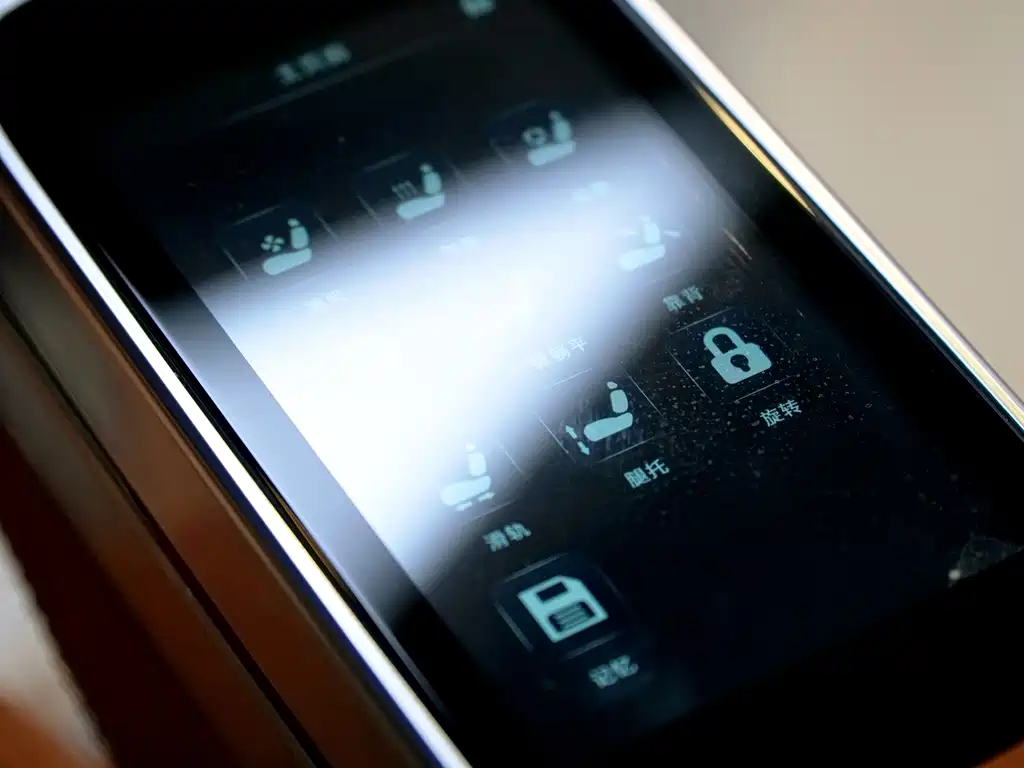 MERCEDES-BENZ V CLASS