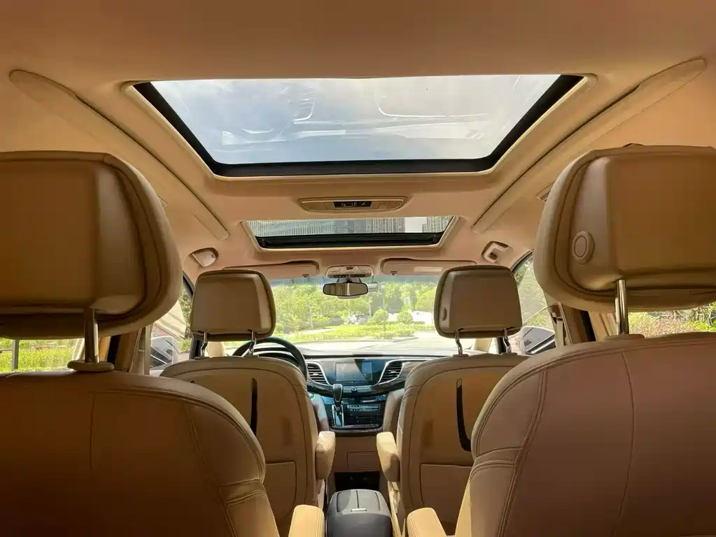 Buick GL8 — миниатюра 4