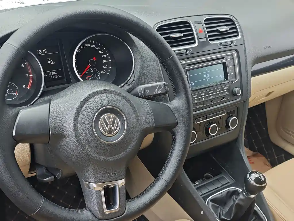Volkswagen Golf — миниатюра 11