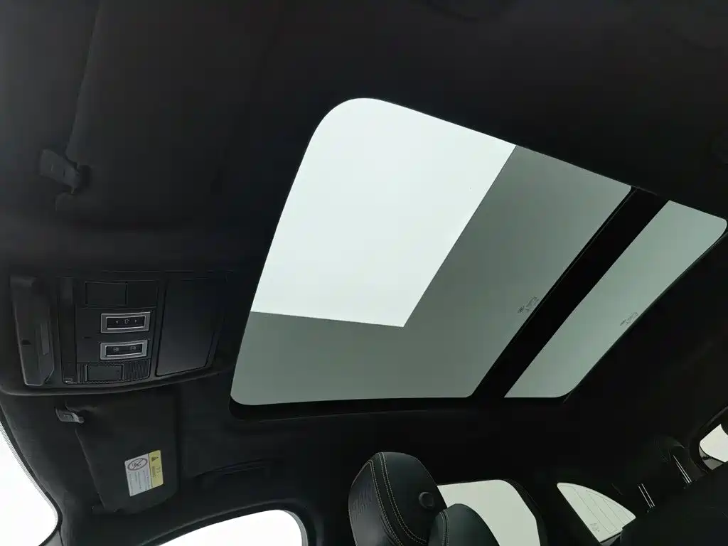 Jaguar F-PACE — миниатюра 14