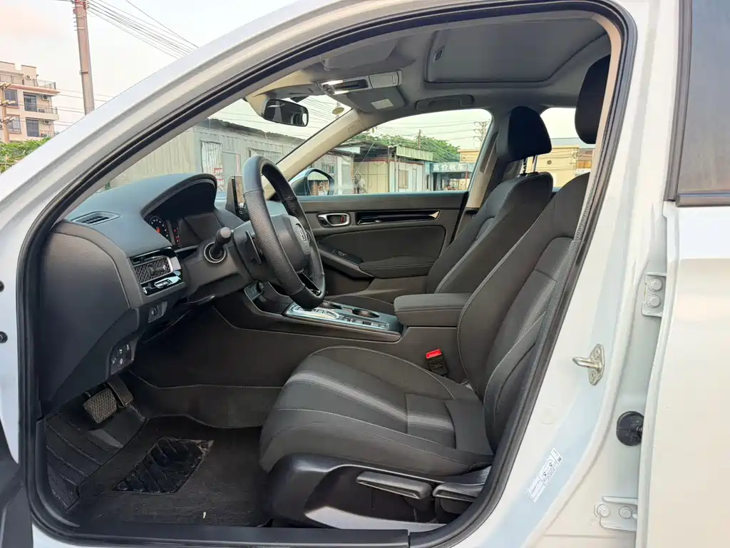 Honda Civic — миниатюра 4