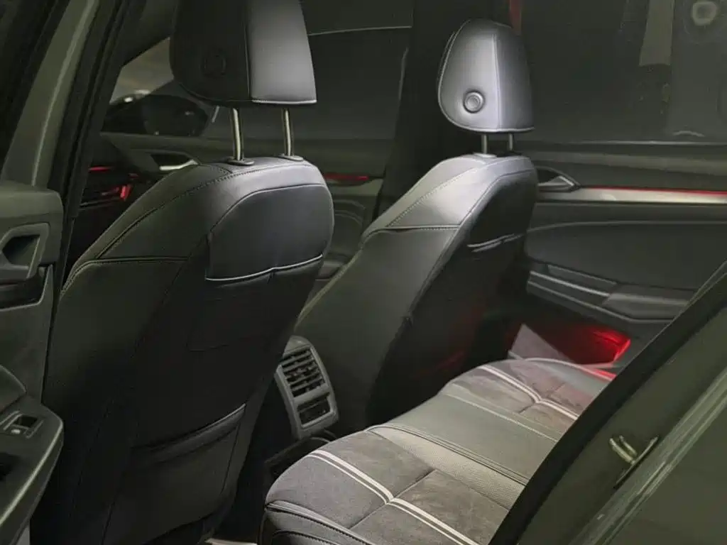 Volkswagen Golf — миниатюра 3