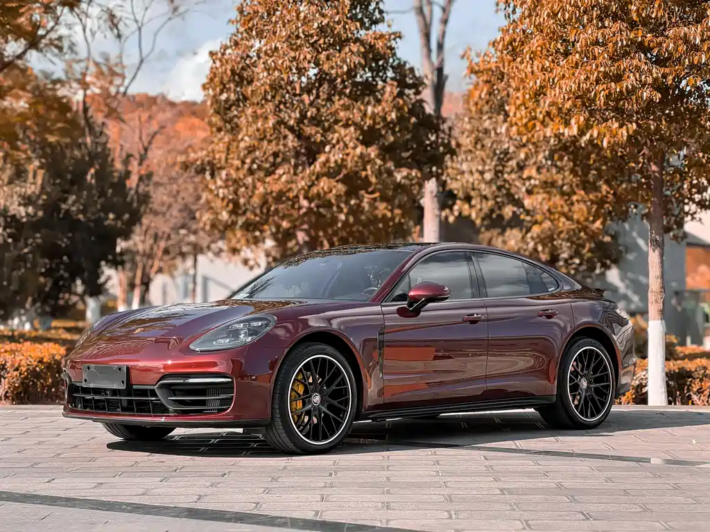 Porsche Panamera 2022