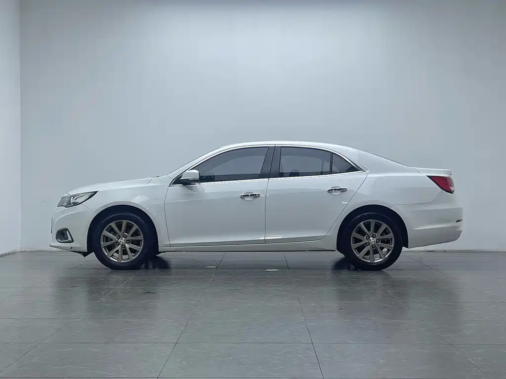 Chevrolet Malibu — миниатюра 8
