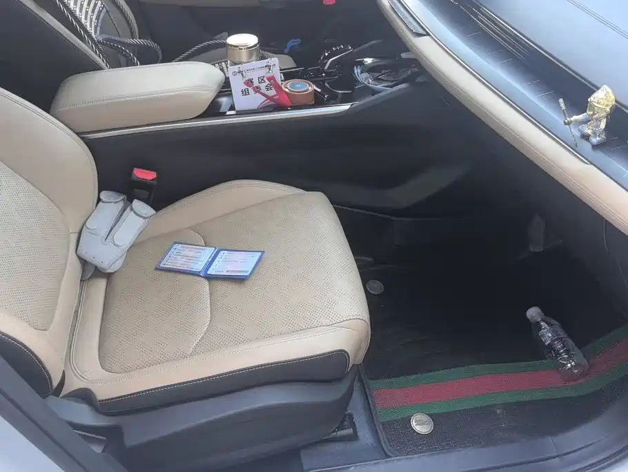 Geely L HiP — миниатюра 8