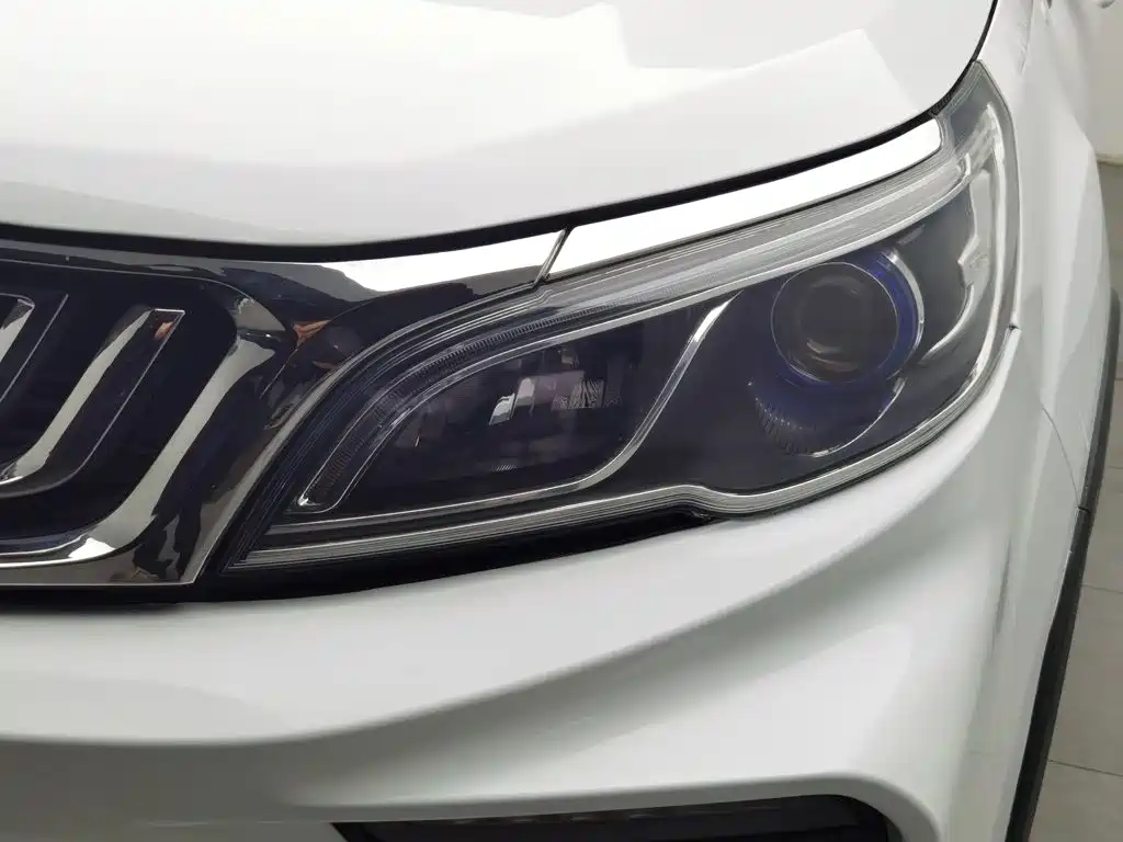 Geely Vision X3 — миниатюра 7