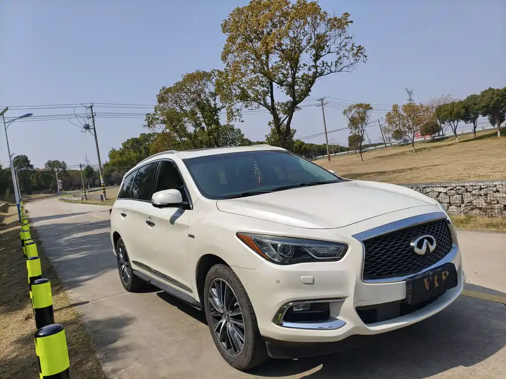 INFINITI QX60