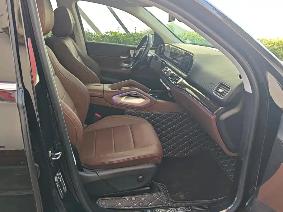 Mercedes-Benz GLE (Import) — миниатюра 8