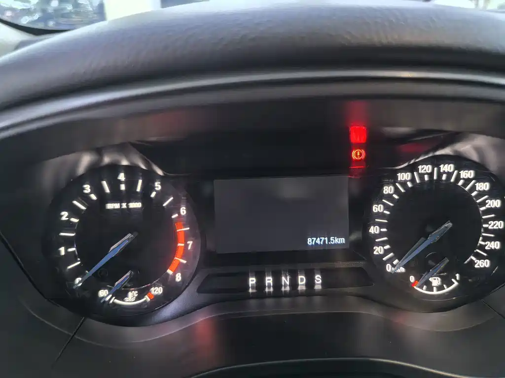 Ford Mondeo — миниатюра 9