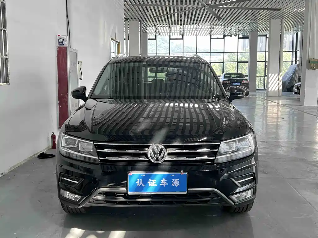 Volkswagen Tiguan L — миниатюра 7