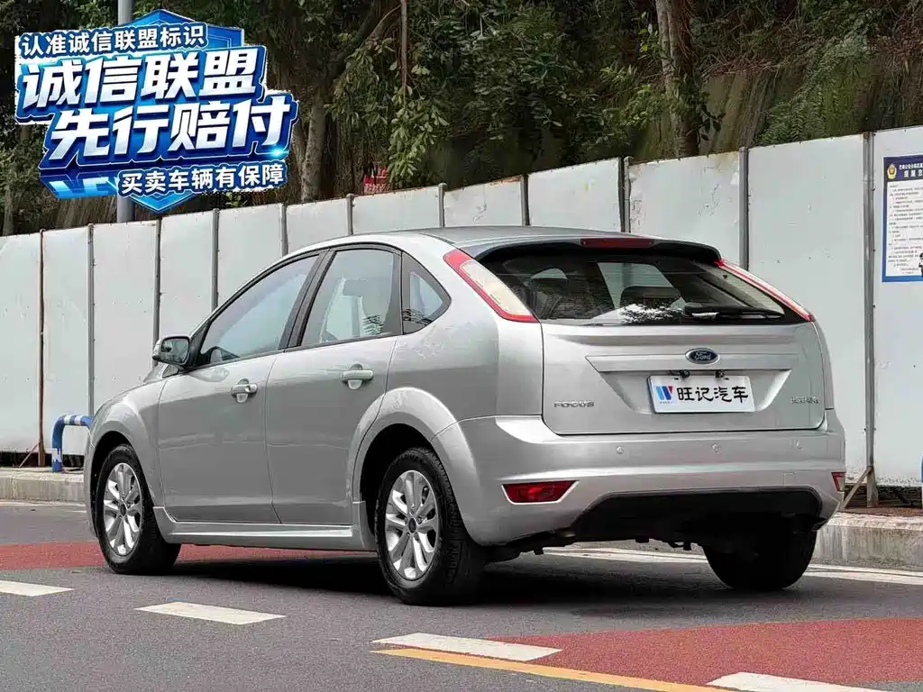 Ford Focus — миниатюра 8