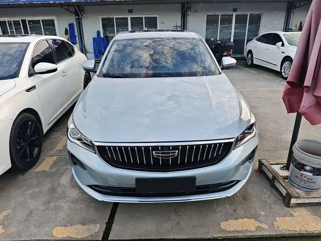 Geely 帝豪甲醇 — миниатюра 2