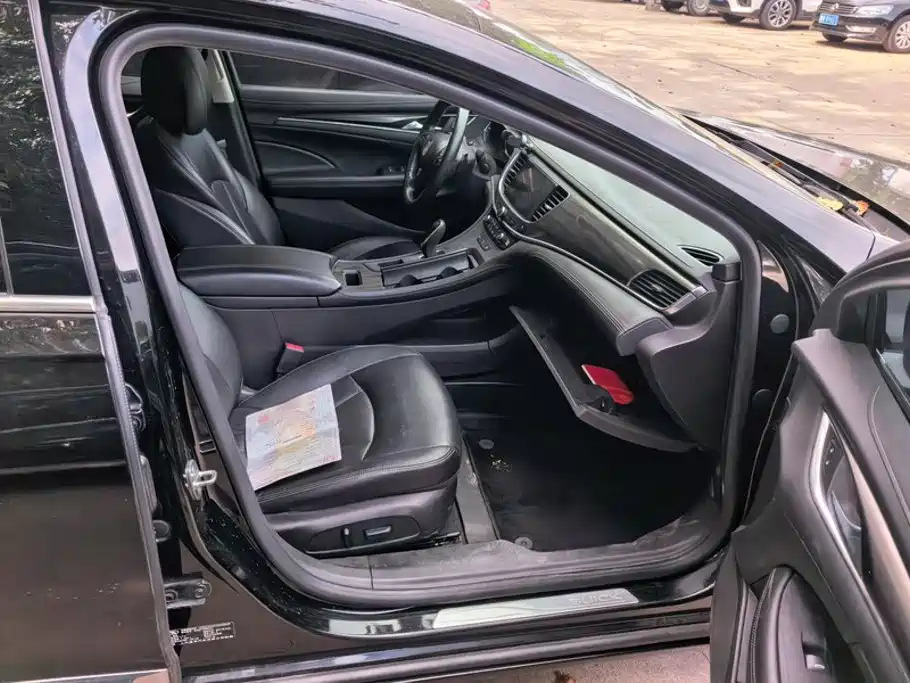 Buick LaCrosse — миниатюра 8
