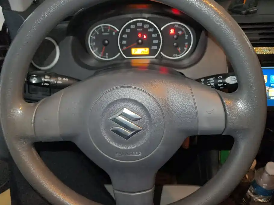 Suzuki Swift — миниатюра 15