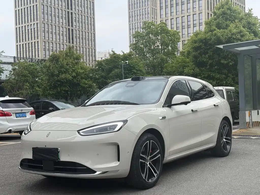 Aito 问界 AITO M5 2025