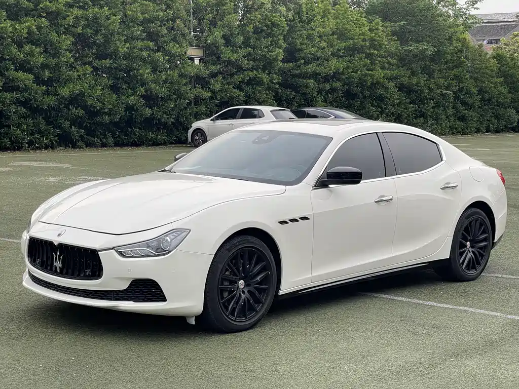 Maserati Ghibli 2017 3.0T Standard Edition