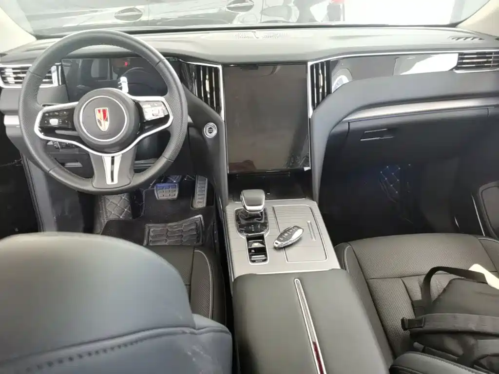 Hongqi Hongqi HS7 PHEV — миниатюра 10