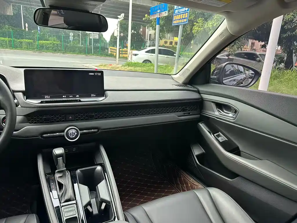 Honda Accord — миниатюра 14