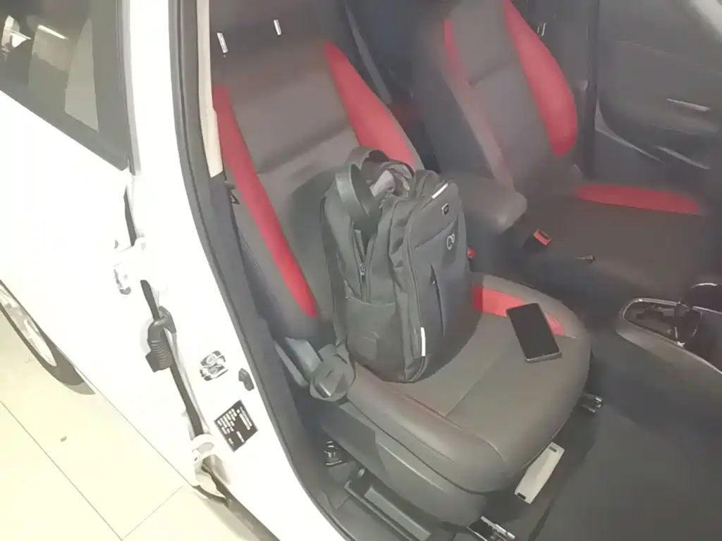 Changan CS15 — миниатюра 25
