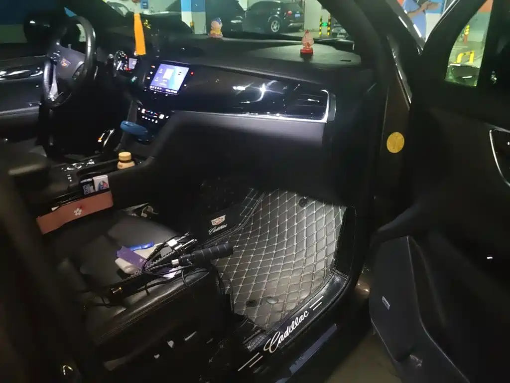 Cadillac XT6 — миниатюра 20