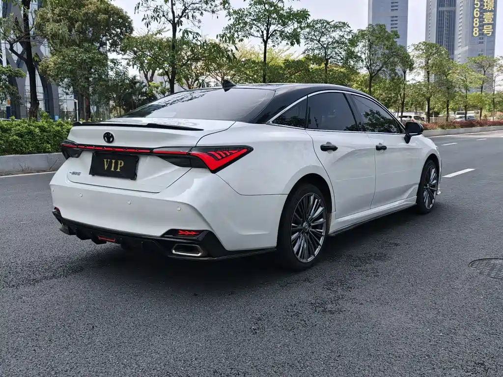 TOYOTA ASIAN DRAGON