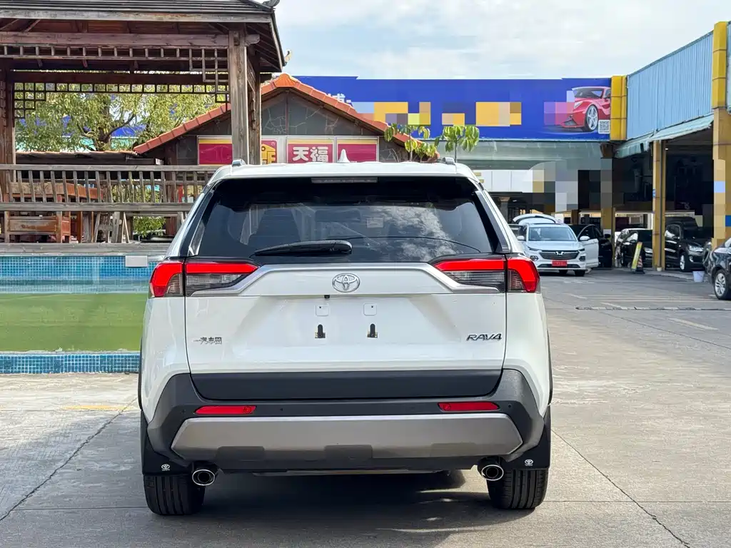 TOYOTA RAV4 RONGFANG