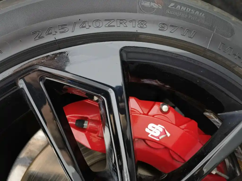 Audi A4L — миниатюра 24