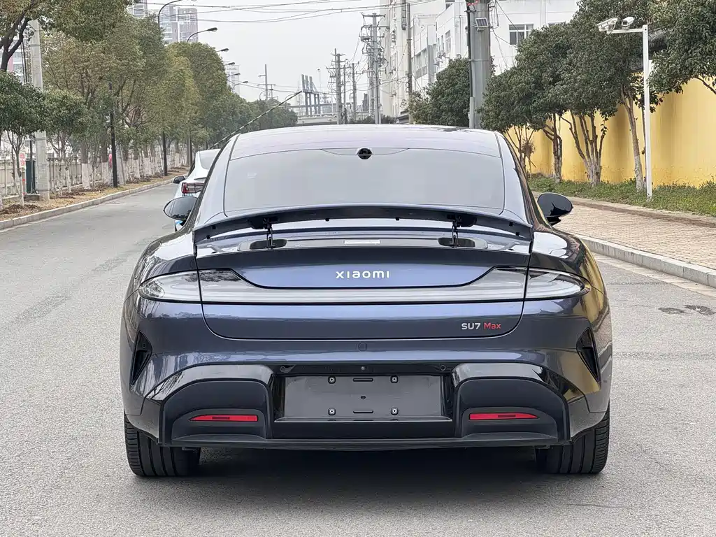 Xiaomi SU7 — миниатюра 5