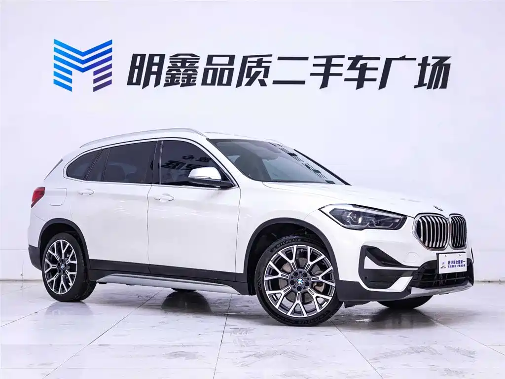 BMW X1 2022 xDrive25Li Premium