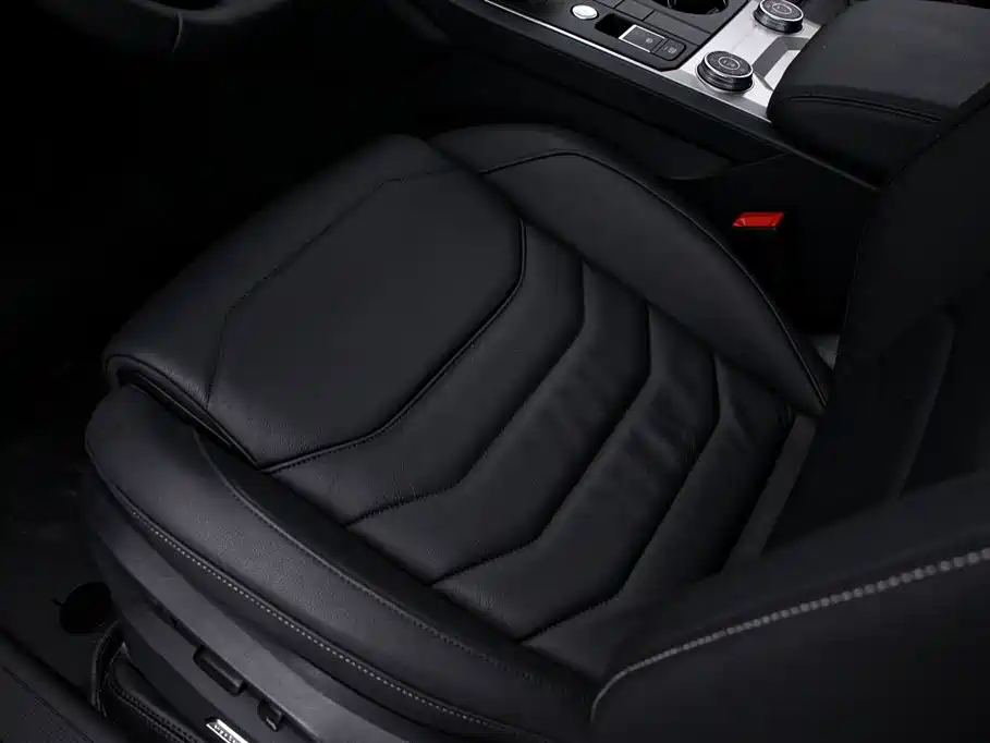 Volkswagen Touareg 2.0TSI Navigator Special Edition, фото 13