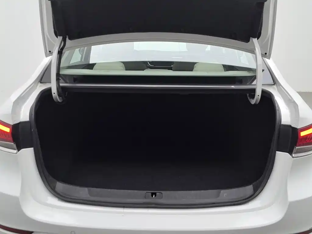 Buick Excelle — миниатюра 16