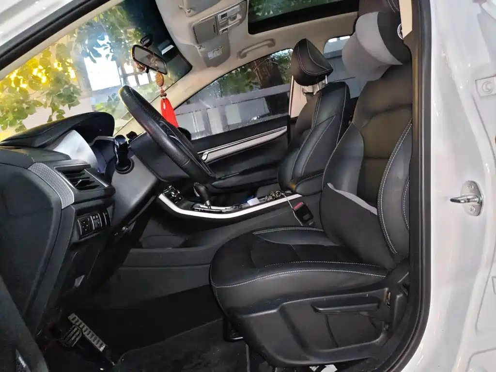 Geely Emgrand GS — миниатюра 11