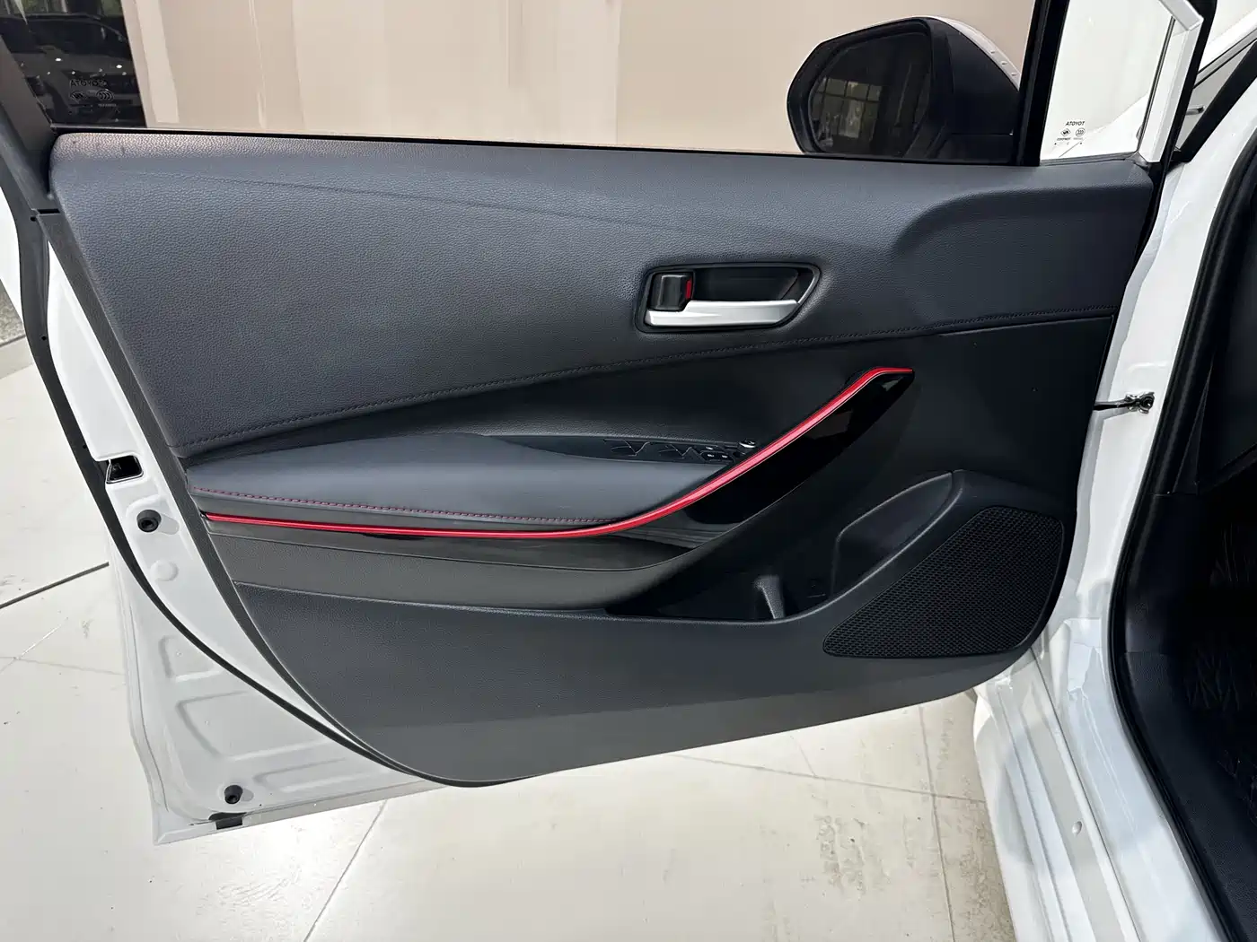 Toyota Lei Ling id 4514255 из Китая 10