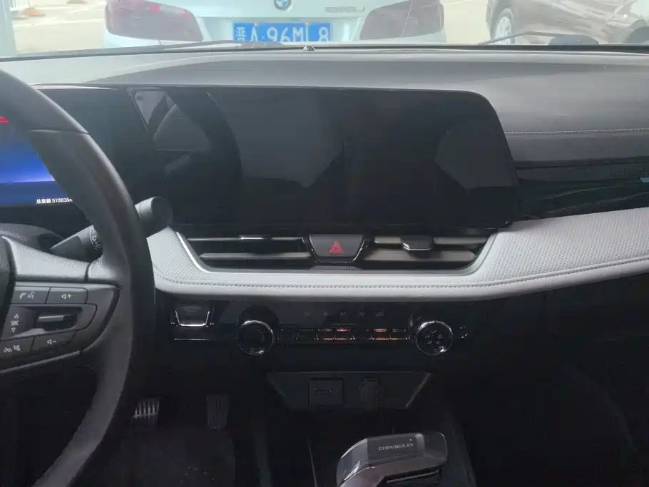 Chevrolet Monza — миниатюра 13