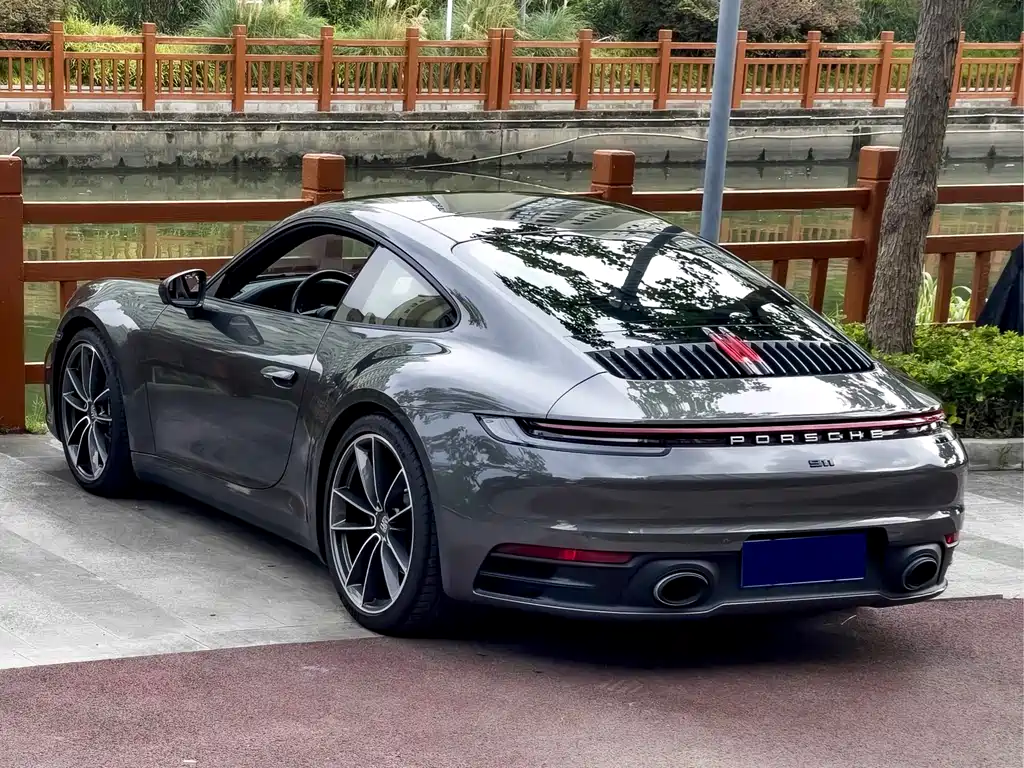 Porsche 911 2022 Carrera 3.0T