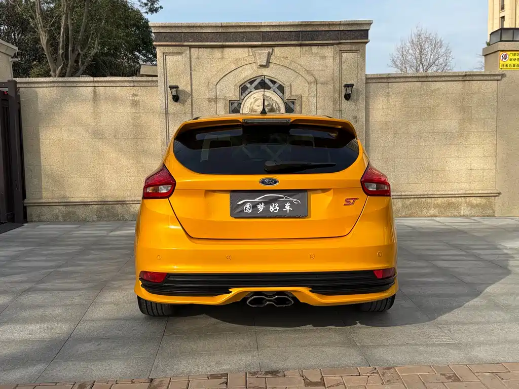 Ford Focus (Import) — миниатюра 3