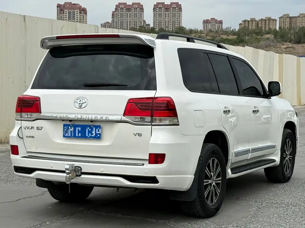 Toyota Land Cruiser 2009 5.7L AT