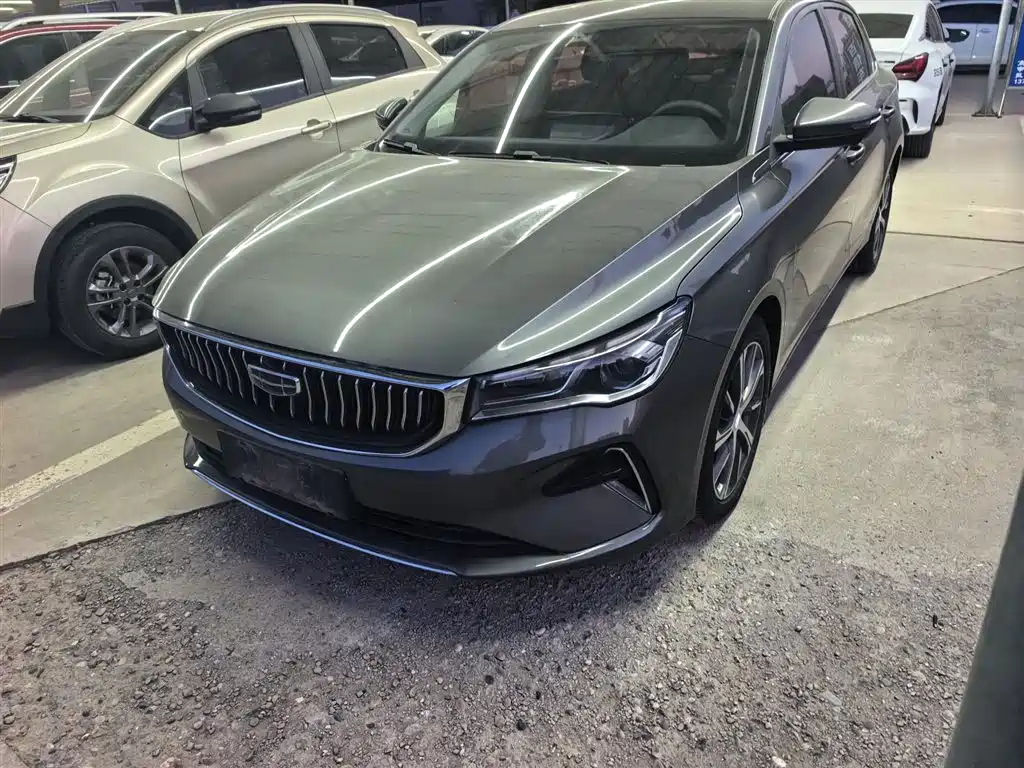 Geely Emgrand 2023