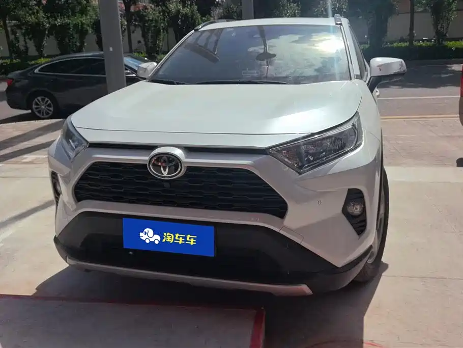 Toyota RAV4 2022 2.0L CVT