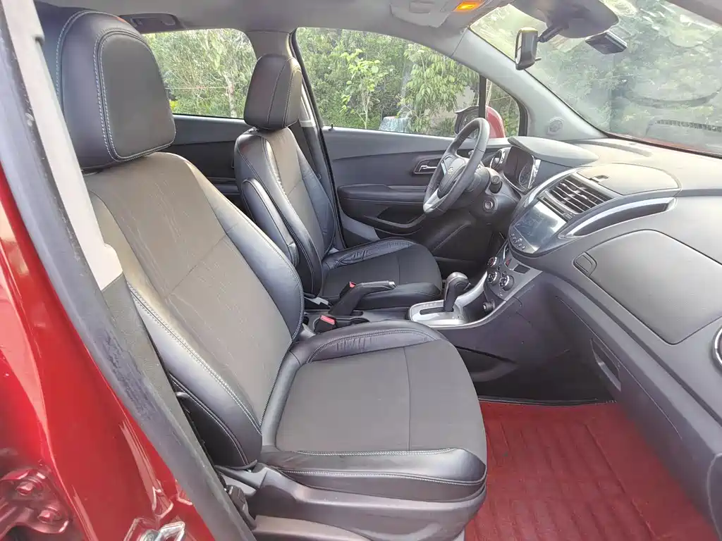 Chevrolet Trax 1.4T Auto 2WD Luxury Type, фото 8
