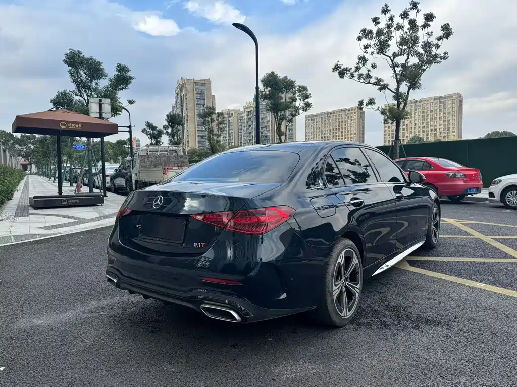 MERCEDES-BENZ C CLASS