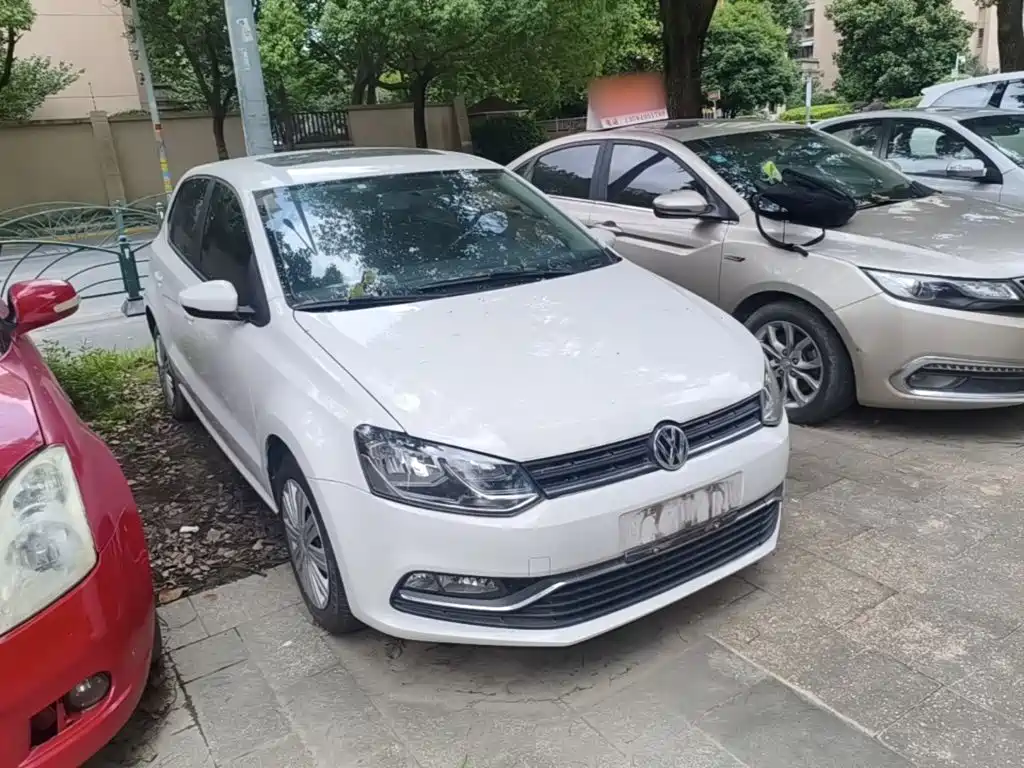 Volkswagen Polo 2018 1.5L AT