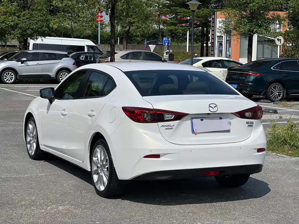 Mazda 3 Axela — миниатюра 4
