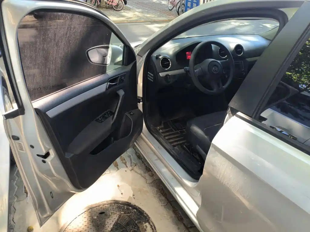 Volkswagen Jetta — миниатюра 17