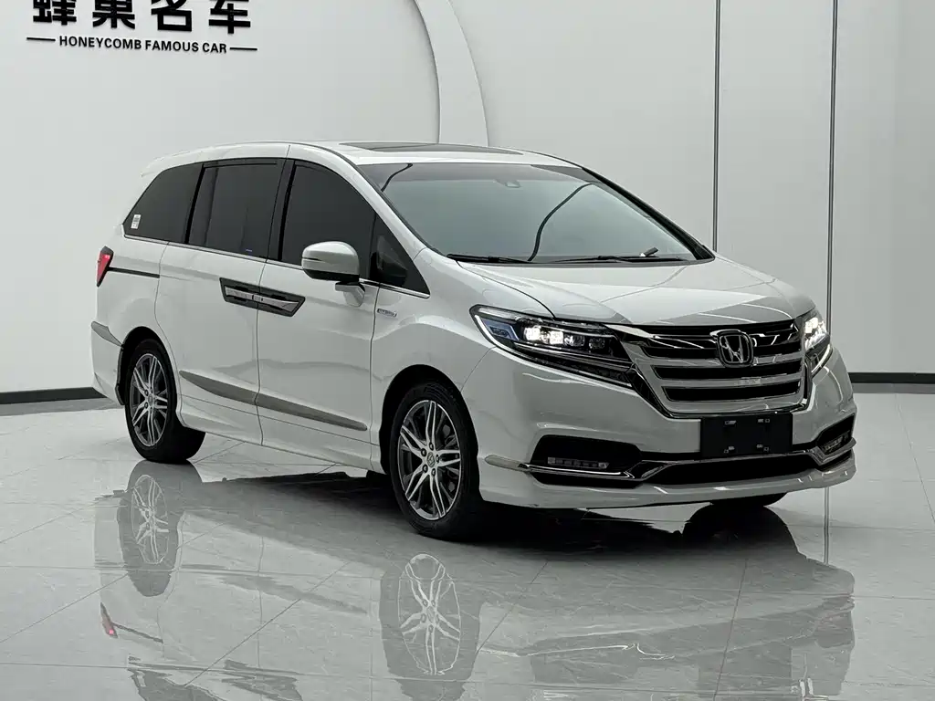 Honda Elysion 2019 2.0L Luxury
