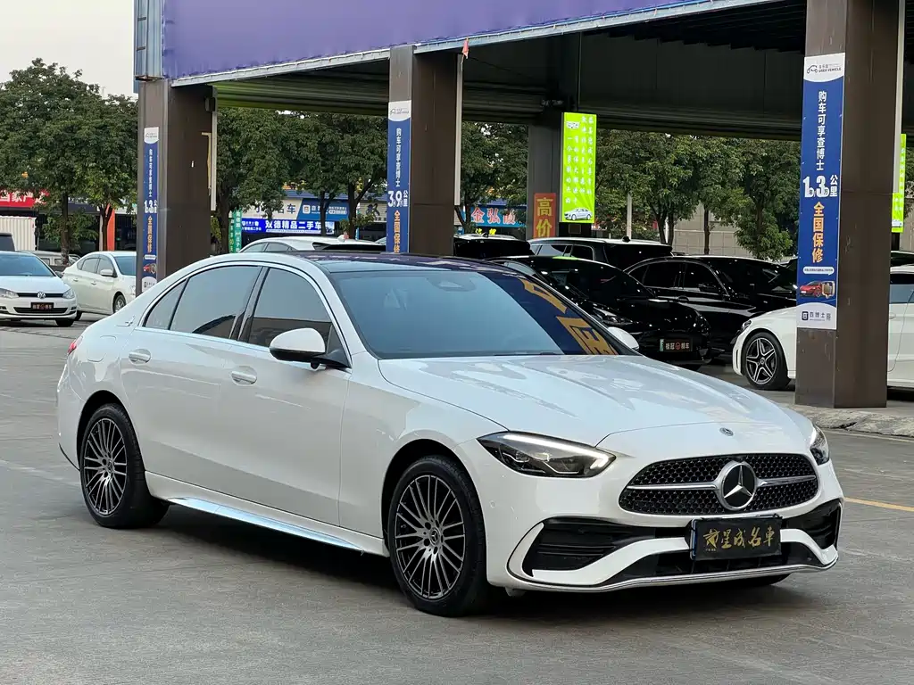 Mercedes-Benz C-Class — миниатюра 3