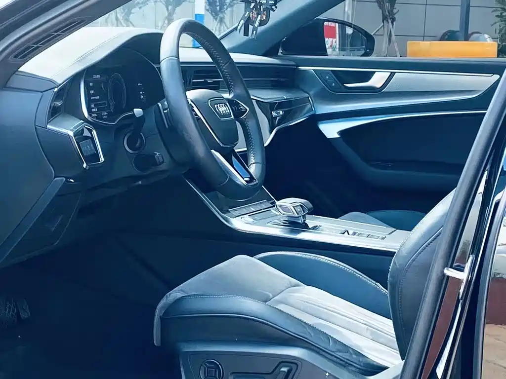 Audi A6L 2020 40 TFSI Luxury