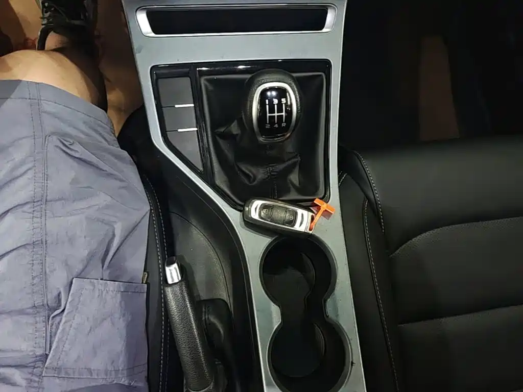Geely Emgrand — миниатюра 14
